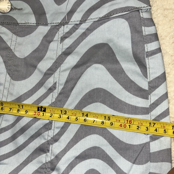 NEW Blue Gray Psychedelic Animal Print Flare Leg Jeans Sz 11/12 Grunge Skater - Picture 3 of 10